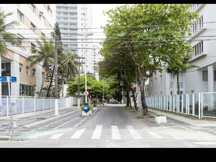 Apartament Pequeno E Aconchegante Meia Quadra Da Praia Guarujá Zewnętrze zdjęcie